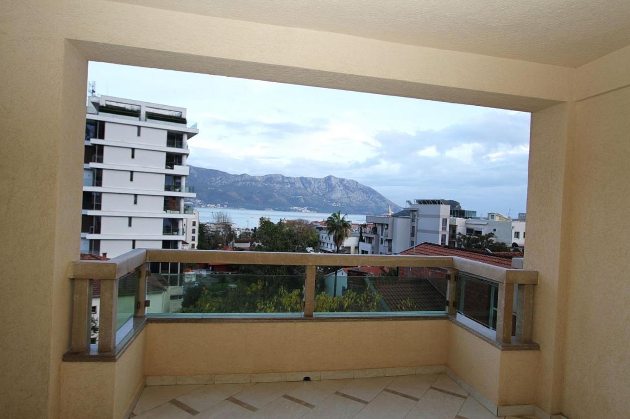 Luxury Apartment Big Blue Budva Exterior foto