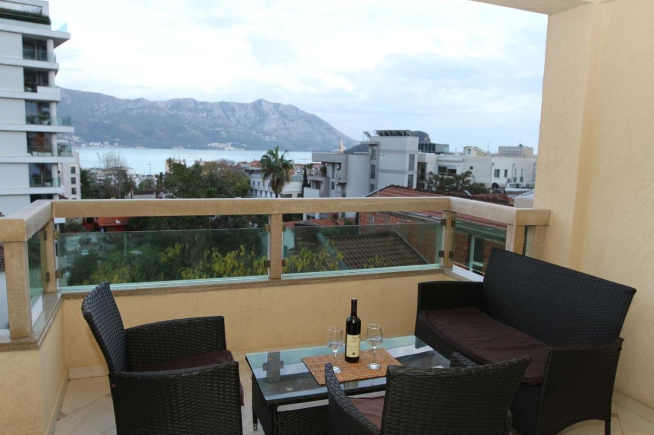 Luxury Apartment Big Blue Budva Exterior foto
