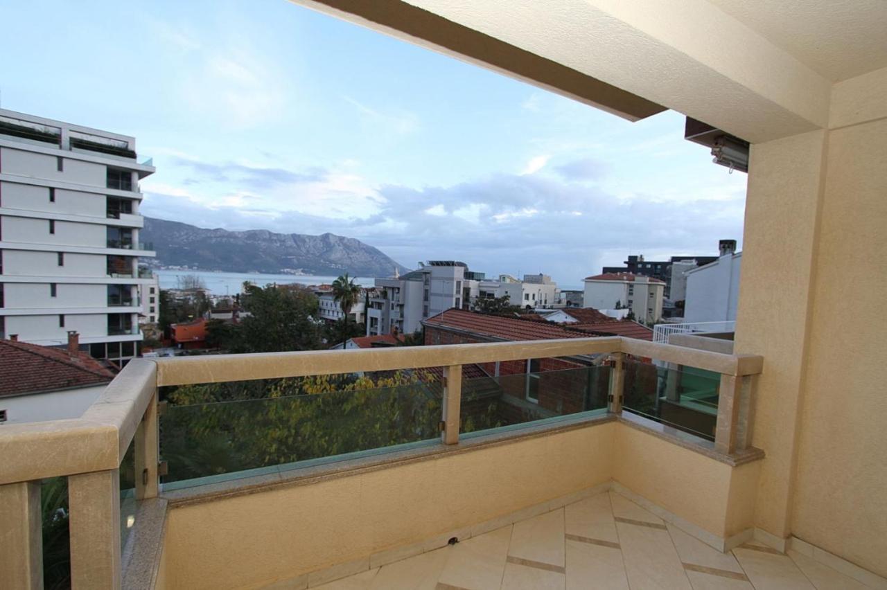 Luxury Apartment Big Blue Budva Exterior foto
